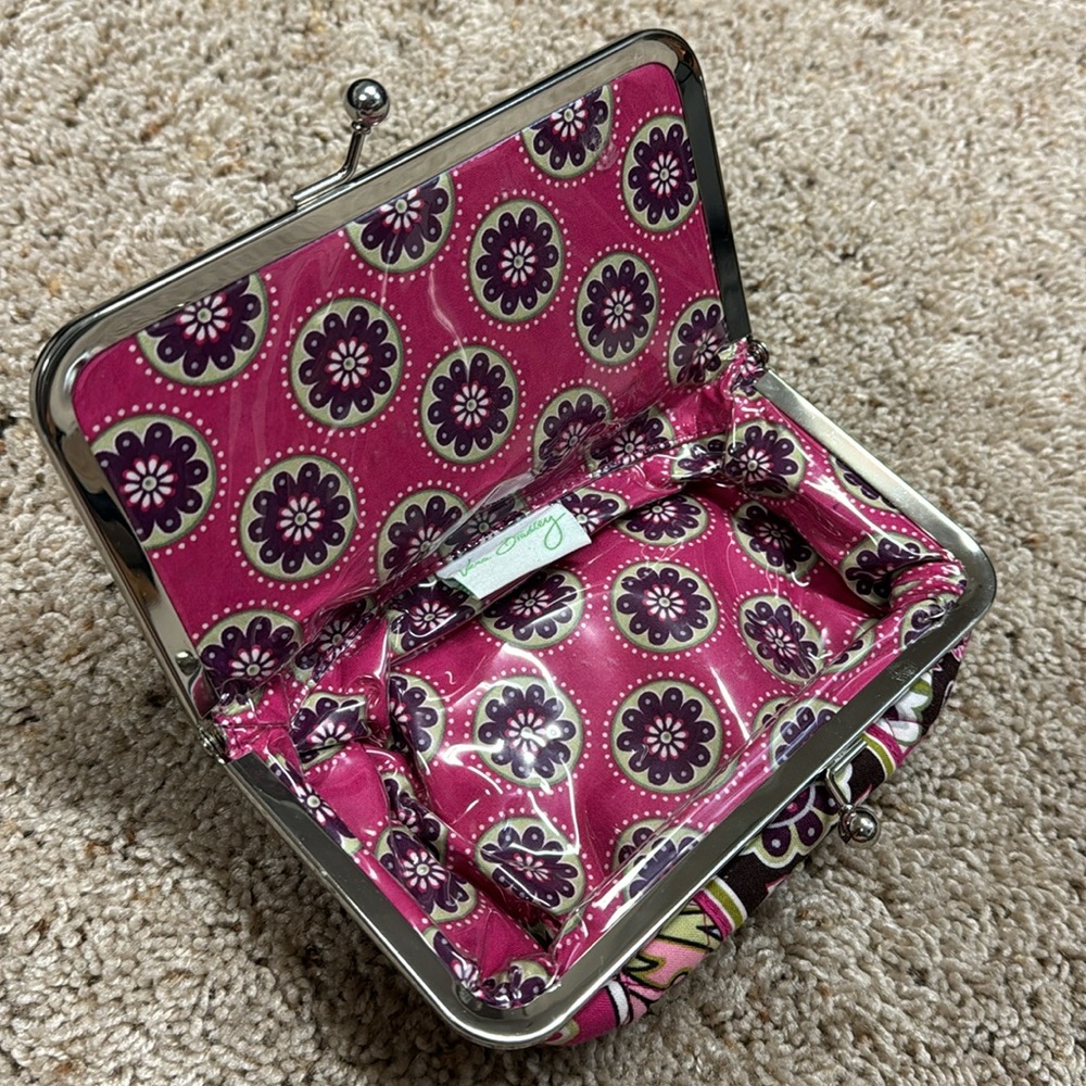 Vera Bradley Makeup Snap Close Case - Picture 8 of 10